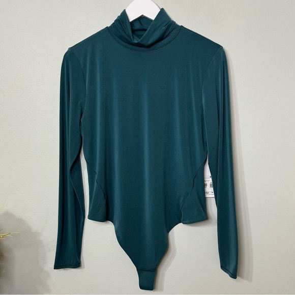 Lululemon Wundermost Ultra Soft Nulu Turtleneck Bodysuit Storm Teal XL NWT - Picture 5 of 14